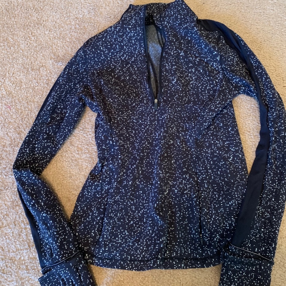 Lululemon top